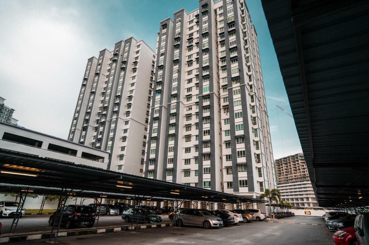 Moderm Spacious 6Pax S Pice Penang Bayan Lepas Exterior foto